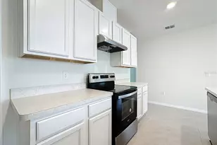 2692 Reddish Egret Bnd, Saint Cloud, FL 34773 - Photo 6