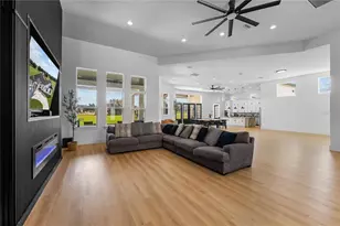 18800 Groves Dr, Groveland, FL 34736 - Photo 10