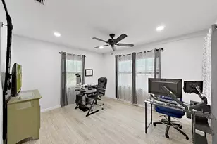 8527 Jolly Roger Dr, Hudson, FL 34667 - Photo 4