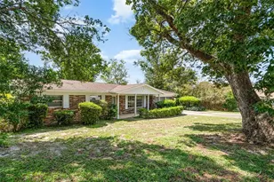 1395 Indian Rock Ct, Deltona, FL 32725 - Photo 2