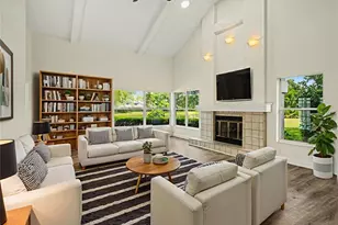 7505 Weeping Willow Blvd, Sarasota, FL 34241 - Photo 2