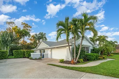 7505 Weeping Willow Boulevard, Sarasota, FL 34241 - Photo 6