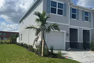 12454 Amber Crk Cir, Lakewood Ranch, FL 34211 - Photo 2