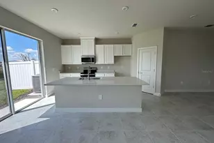 12454 Amber Crk Cir, Lakewood Ranch, FL 34211 - Photo 6