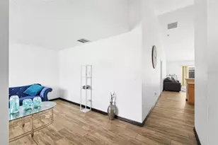 1636 Tench Ct, Kissimmee, FL 34759 - Photo 4