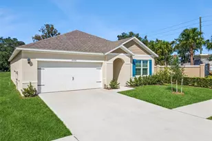 2006 Doe Run Dr, Davenport, FL 33837 - Photo 2