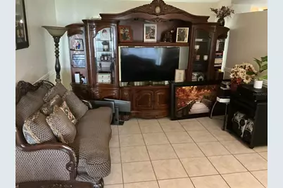 5188 Heatherstone Court, Kissimmee, FL 34758 - Photo 2