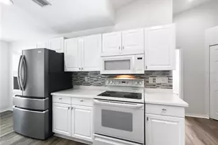 6629 Pineview Terrace, Bradenton, FL 34203 - Photo 8