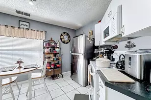 9710 Lupine Ave, Orlando, FL 32824 - Photo 12