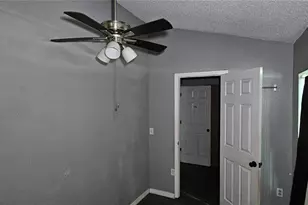 2570 Coachman Dr, Deltona, FL 32738 - Photo 28