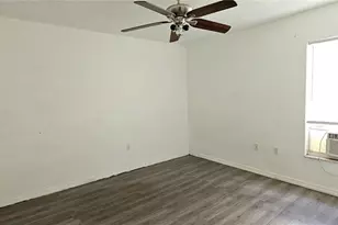 2570 Coachman Dr, Deltona, FL 32738 - Photo 42