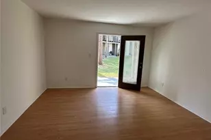 232 Afton Square, Altamonte Springs, FL 32714 - Photo 2