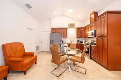 2812 Shantiniketan Boulevard #I-12, Tavares, FL 32778 - Photo 12