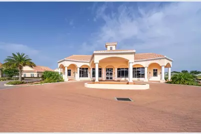 2812 Shantiniketan Boulevard #I-12, Tavares, FL 32778 - Photo 2