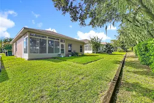 5643 Bounty Cir, Tavares, FL 32778 - Photo 46