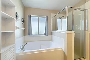 5643 Bounty Cir, Tavares, FL 32778 - Photo 36