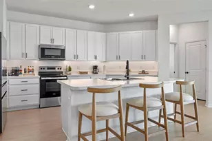 625 Overpool Ave, Davenport, FL 33896 - Photo 4