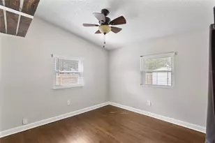 2294 S Shine Ave, Orlando, FL 32806 - Photo 10