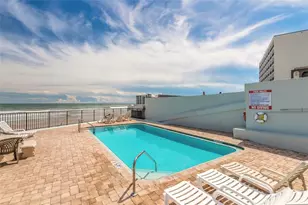 1404 N Atlantic Ave, Daytona Beach, FL 32118 - Photo 4