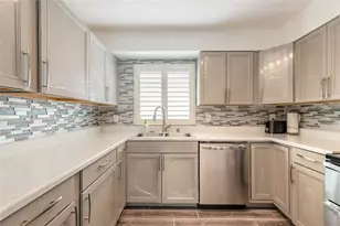 1404 N Atlantic Ave, Daytona Beach, FL 32118 - Photo 10