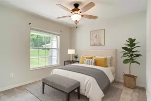 328 Woodland Trl, Lady Lake, FL 32159 - Photo 10