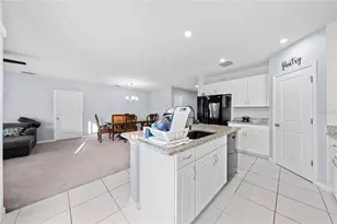 608 Meadow Bend Dr, Davenport, FL 33837 - Photo 32