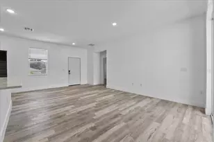 413 E Main St, Avon Park, FL 33825 - Photo 6