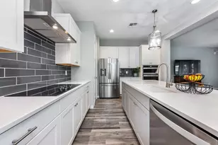 8282 Nemours Pkwy, Orlando, FL 32827 - Photo 6