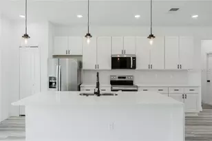 16204 SW 27th Terrace Rd, Ocala, FL 34473 - Photo 2