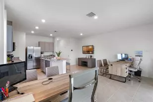 2304 Gifford Dr, Davenport, FL 33837 - Photo 12