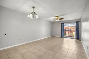 2858 N Powers Dr, Orlando, FL 32818 - Photo 8