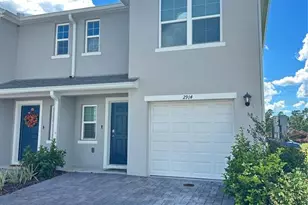 2914 Hudson Hammock Wy, Saint Cloud, FL 34773 - Photo 2