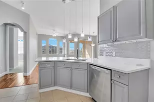 617 Terrace Ridge Cir, Davenport, FL 33896 - Photo 2