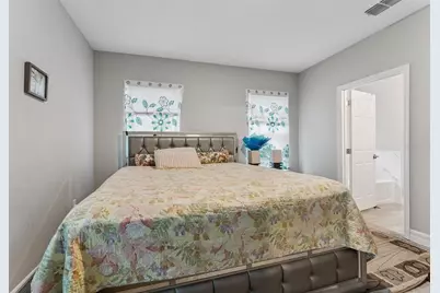 223 E Cleveland Street, Apopka, FL 32703 - Photo 12