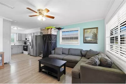 1100 E Caroline Street #218, Tavares, FL 32778 - Photo 10