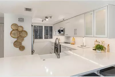 530 E Central Boulevard #1802, Orlando, FL 32801 - Photo 16