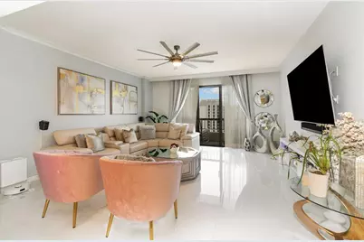 530 E Central Boulevard #1802, Orlando, FL 32801 - Photo 12