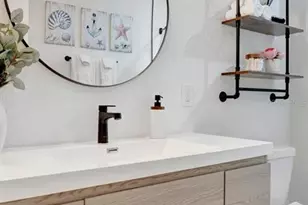 2925 24th St N, Saint Petersburg, FL 33713 - Photo 4