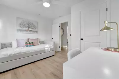 2925 24th Street N, Saint Petersburg, FL 33713 - Photo 30