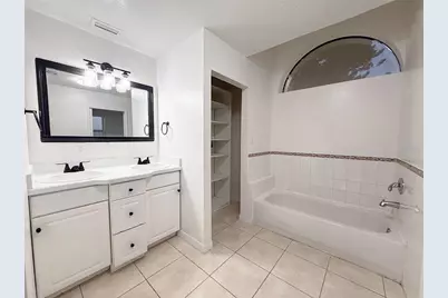 702 Del Rio Way, Kissimmee, FL 34758 - Photo 4