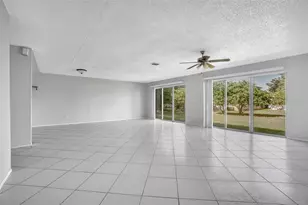 10626 Deergrass Ln, Orlando, FL 32821 - Photo 2