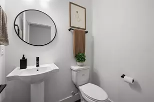 865 S 6 Ave S, Saint Petersburg, FL 33701 - Photo 16