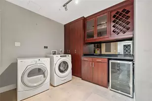 100 S Eola Dr, Orlando, FL 32801 - Photo 8