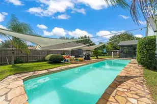 25424 Divot Dr, Sorrento, FL 32776 - Photo 42