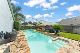 25424 Divot Dr, Sorrento, FL 32776 - Photo 36