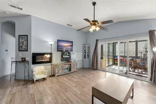 25424 Divot Dr, Sorrento, FL 32776 - Photo 18