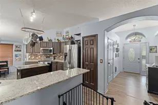 25424 Divot Dr, Sorrento, FL 32776 - Photo 8