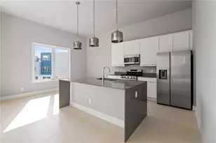 7770 Sandy Ridge Dr, Reunion, FL 34747 - Photo 2