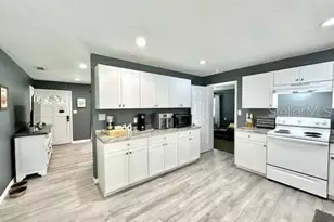 2709 SW 16th Pl, Ocala, FL 34474 - Photo 10