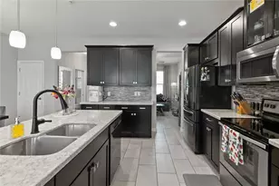 8646 Dufferin Ln, Orlando, FL 32832 - Photo 10